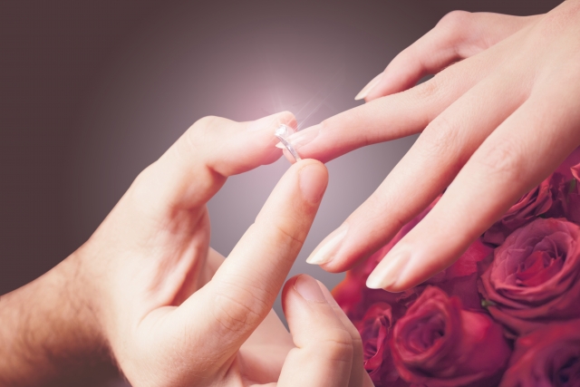 婚約指輪 婚約指輪